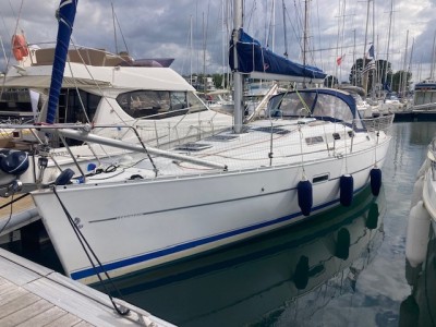 OCEANIS 323 CLIPPER DL